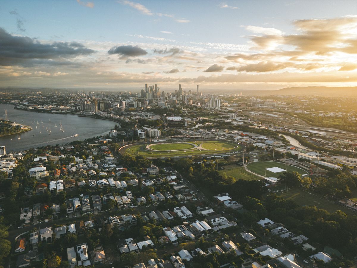 Brisbane river and city skyline representing cannabis laws in Queensland Australia